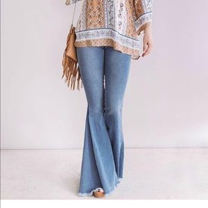 Flare Jeans High Waisted